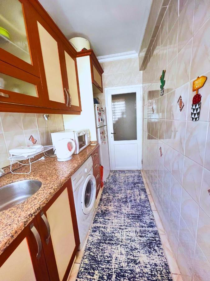 A Cozy Room Istanbul Exterior foto